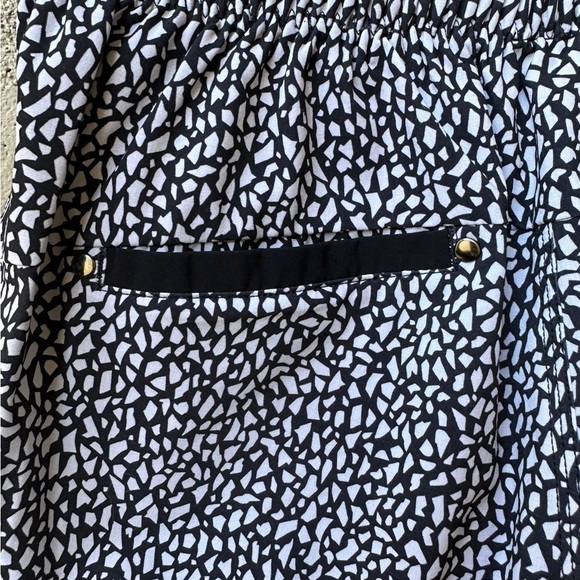 Lululemon Spring Break Away Short  Miss Mosaic Black Size 2 - Picture 5 of 9